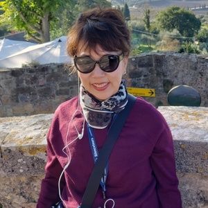 Meet your Posher, Monica